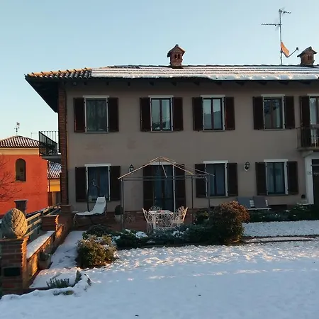 Lanterna Delle Fate 4* Asti